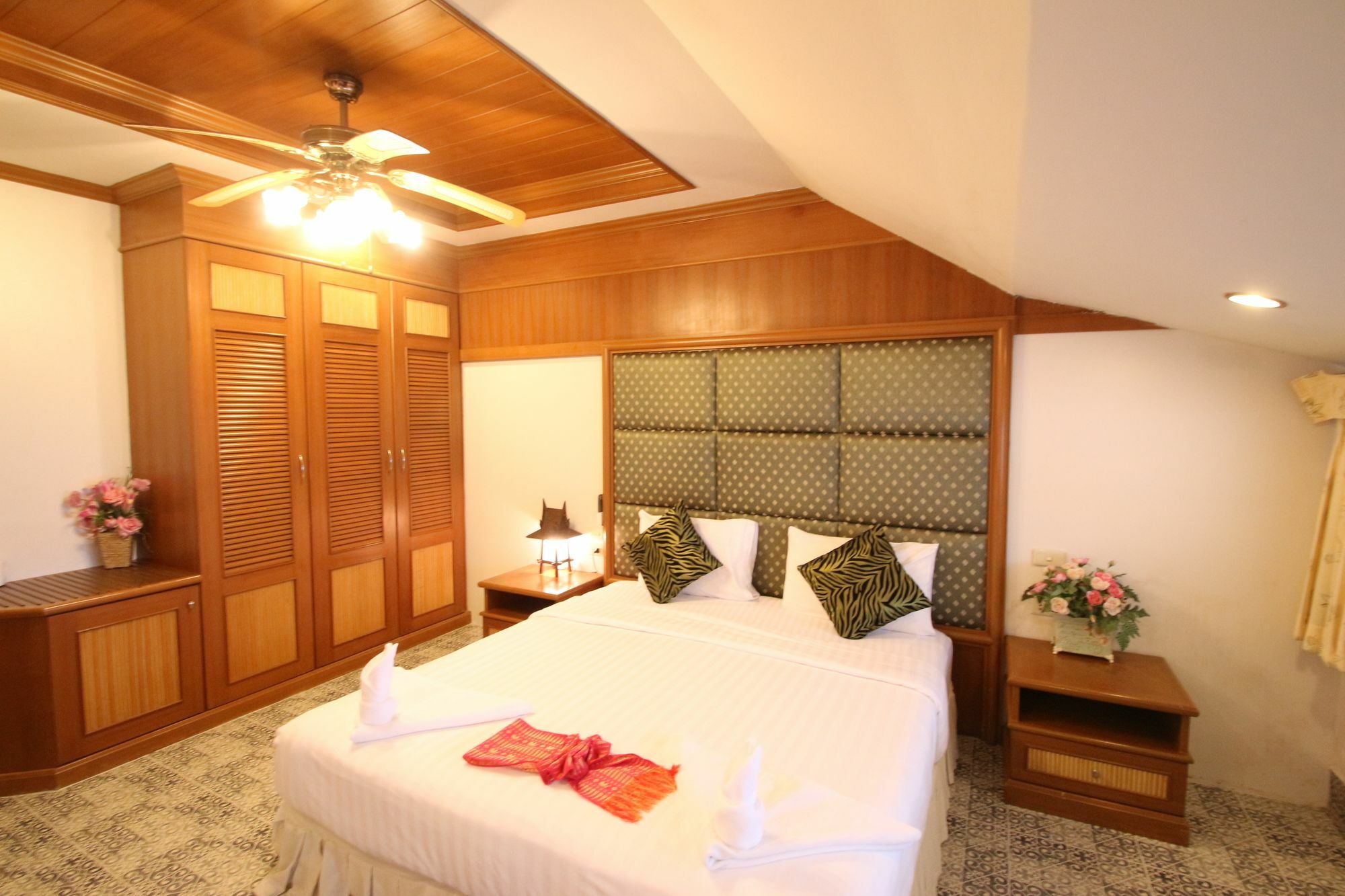Ferienwohnung Sea Dream Patong Exterior foto